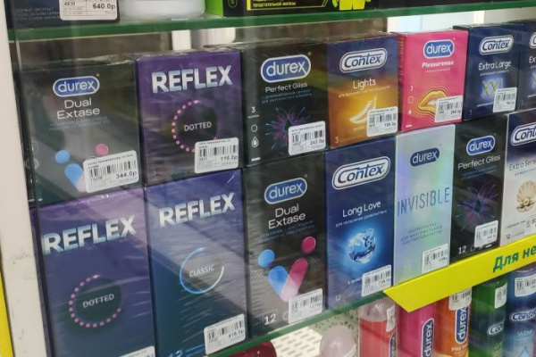 Минпромторг предложил маркировать презервативы, маски, филеры и шприцы
