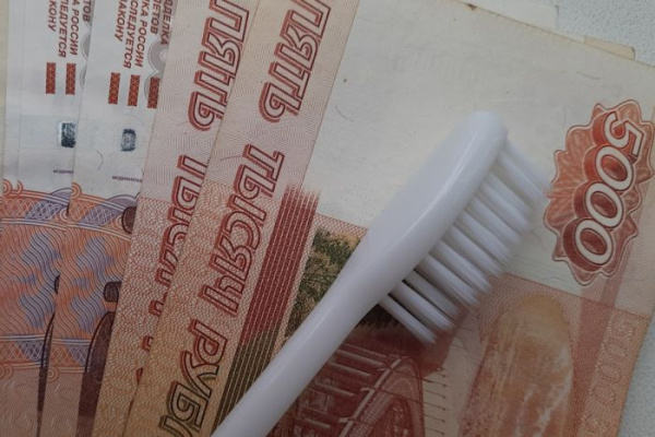 Красноярские «Губернские аптеки» выплатят еще 300 тыс. рублей компенсации Заводу зубных щеток