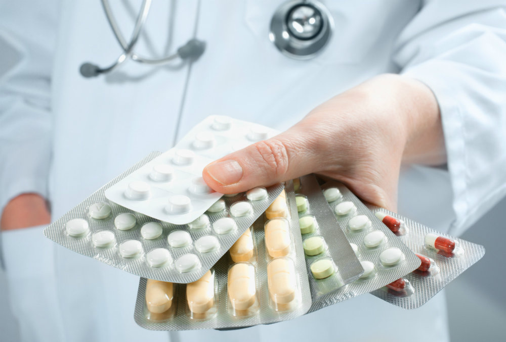 Спрос на антибиотики и противовирусные препараты в октябре обогнал мартовский