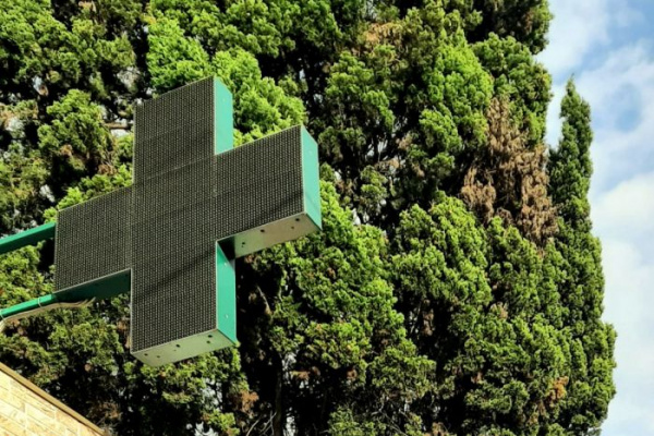 В Самаре аптека «Мелодия здоровья» отстояла право сохранить зеленый крест