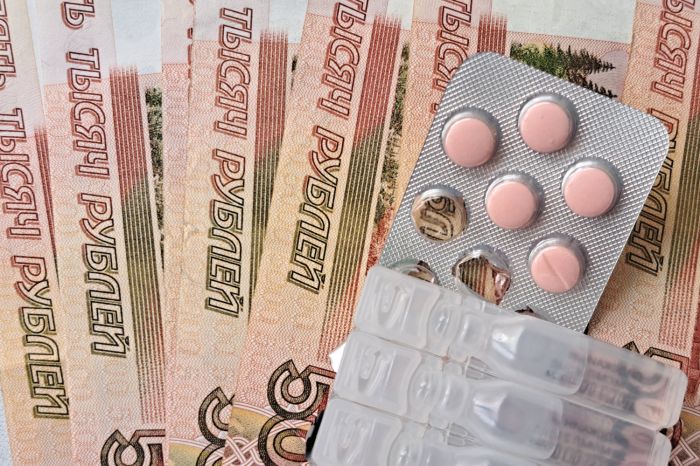 Фармацевта московской аптеки заподозрили в краже денег за реализованный товар