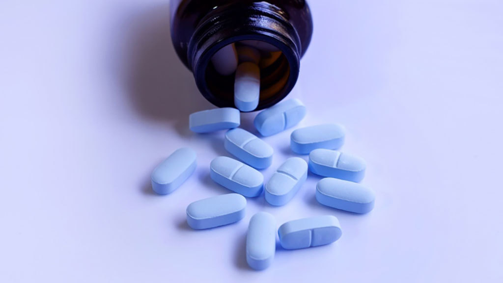 Пациентские организации больных ВИЧ жалуются на возможные перебои с лекарствами