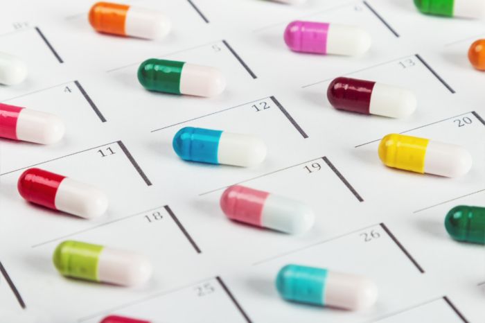 Законопроект о запрете продажи лекарств с истекшим сроком годности внесли в Госдуму