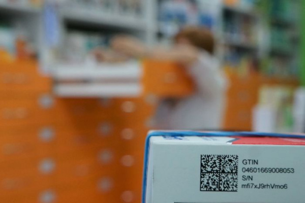 Оператор СМДЛП сообщил о бессрочном действии упрощенного режима работы для аптек и клиник