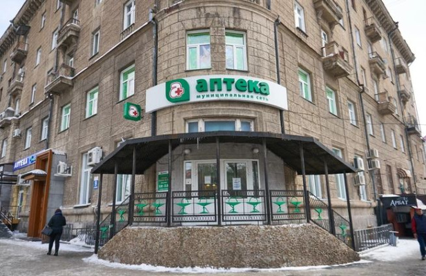 «Пришлось пить минералку»: из аптек пропал популярный препарат от похмелья и обезвоживания — «Регидрона» нет у поставщиков