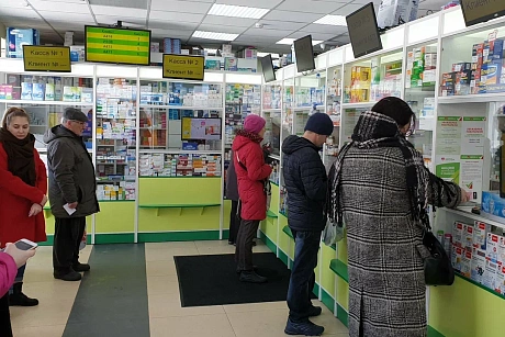 В феврале россияне сократили покупки препаратов от респираторных заболеваний